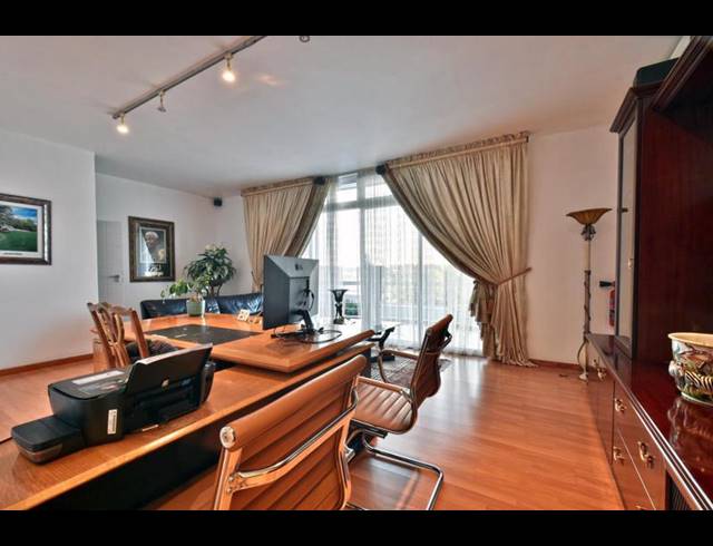 5 BEDROOM HOUSE FOR SALE IN GLENVISTA